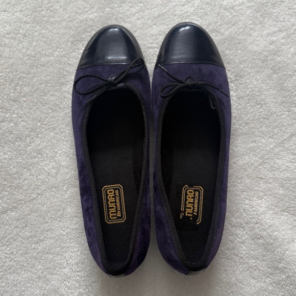 Munro Suede Purple Flats with Black Toe Cap - Picture 1 of 9